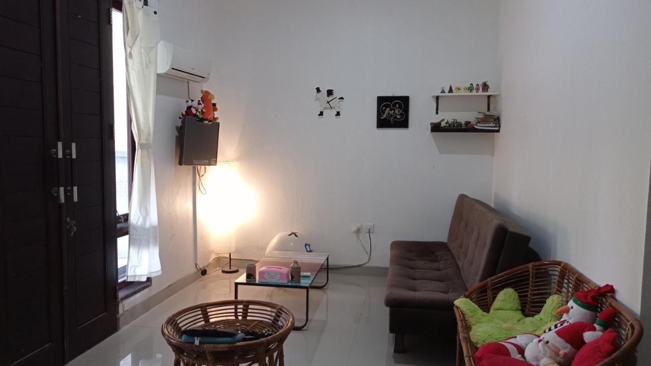 Neny'S Homestay Саба Экстерьер фото